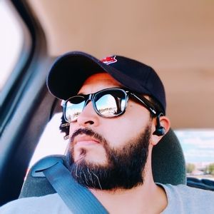 Meet your Posher, Leo